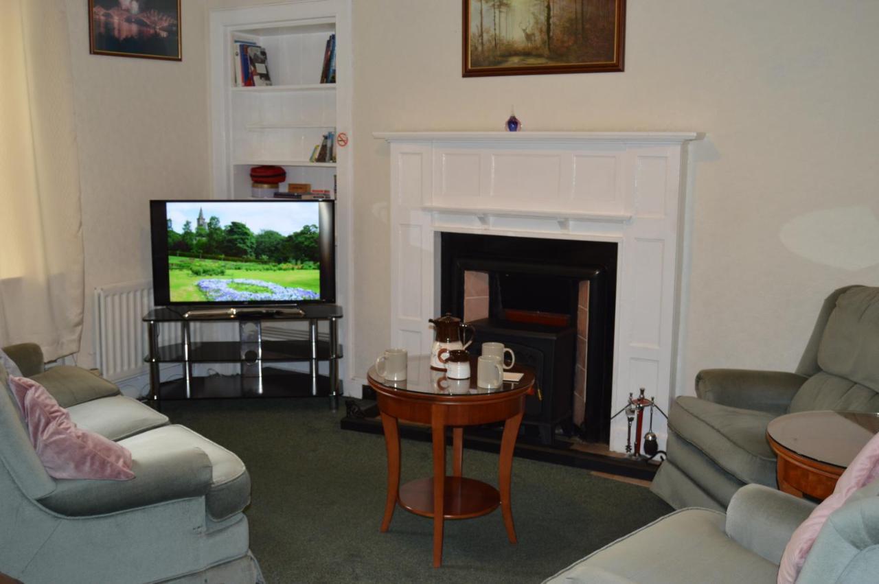 Carnegie Holiday Cottage 邓弗姆林 外观 照片